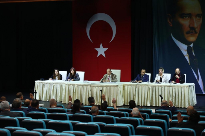 Konak Belediye Meclisi yılın son toplantısını gerçekleştirdi