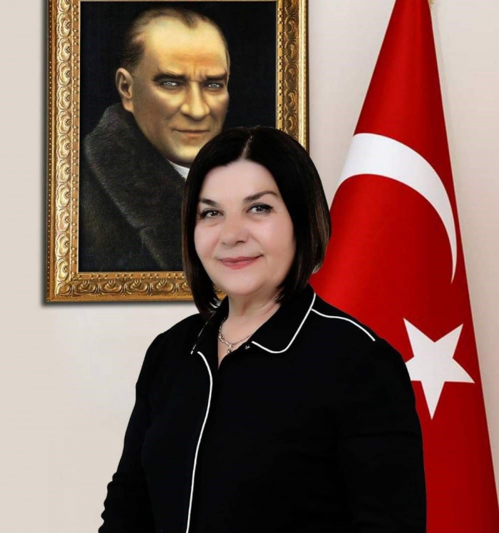 CHP Bayraklı Belediye Başkan Aday Adayı Zehra Ongun kimdir?