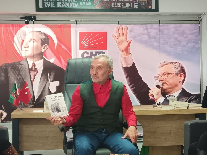 Karşıyakalı kadınlardan Ahmet Diker’e büyük destek