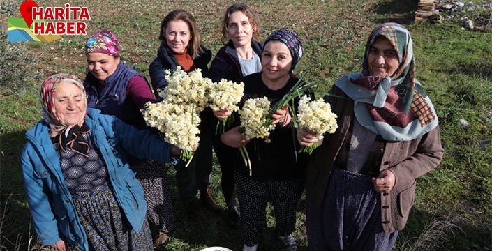 Toprak Ana Tarım Koop Nergisleri EMİTT fuar alanını mis gibi kokuttu