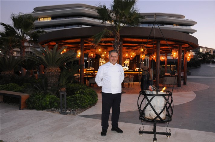 Reges’te Mutfak Onlara Emanet!