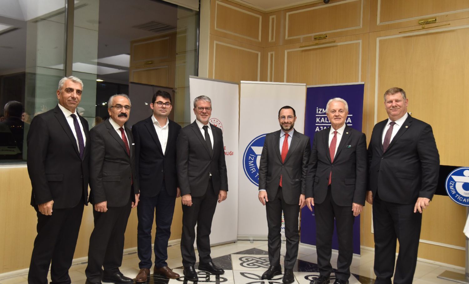 Yabancı sermayeli firmalar İZTO’da buluştu
