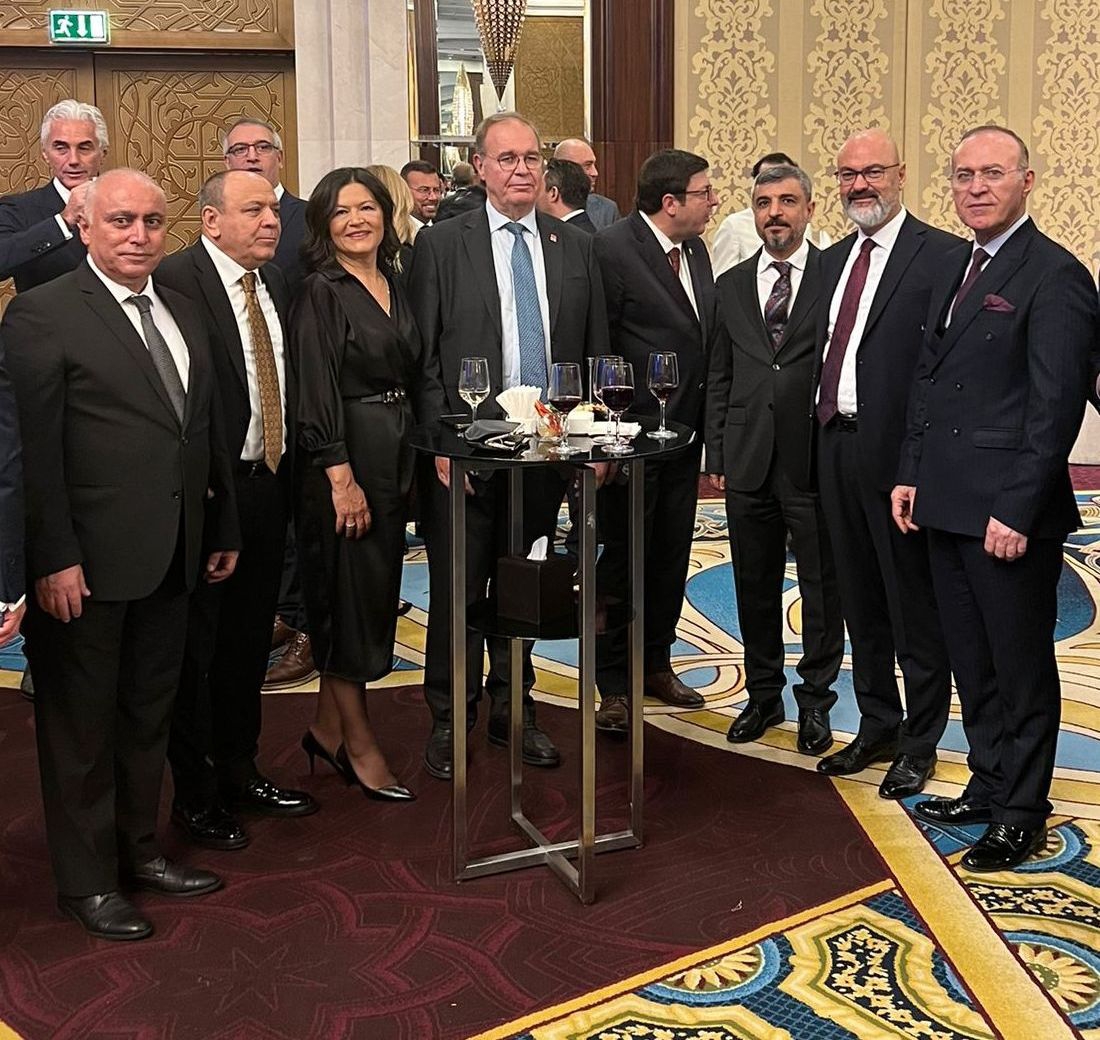 İZSİAD Yönetimi TÜSİAD YİK’te yerini aldı