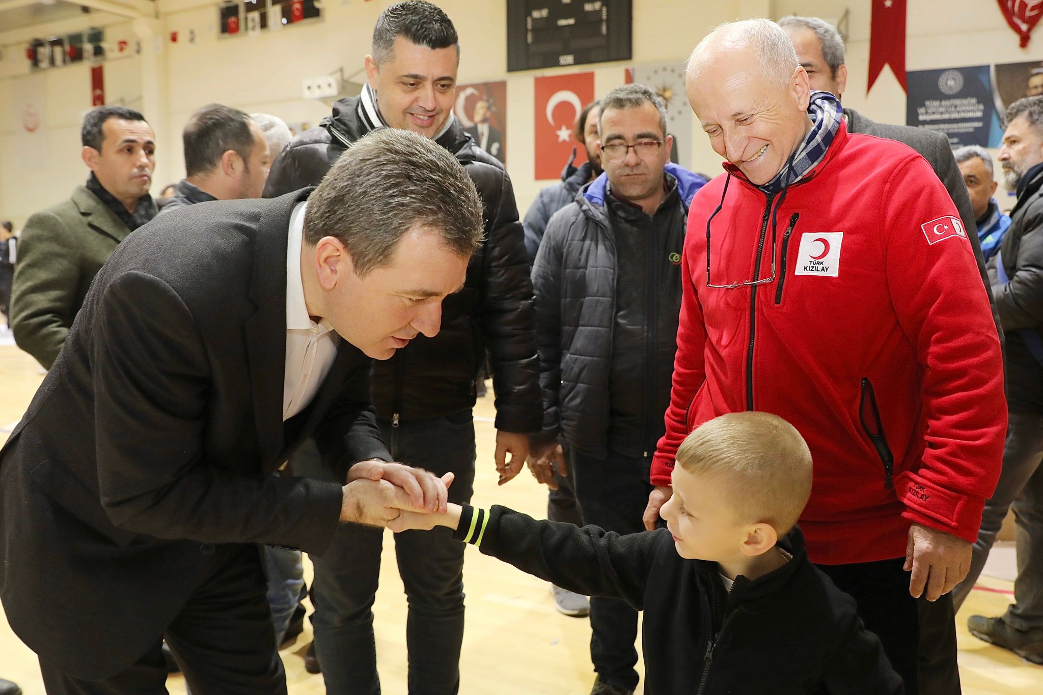 Bu çocuklar ayakta alkışlanır