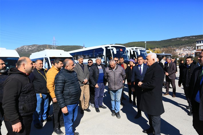 BüyükşehirDeprem Felaketinde Vatandaşlarında Yanında