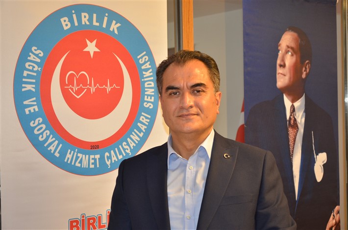 Depremzede sağlık çalışanlarının sorunlarını dile getirdi