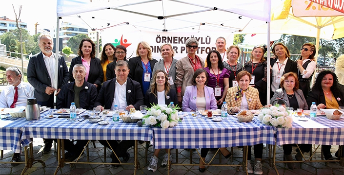 İzmir, Türkiye'yi aydınlatacak