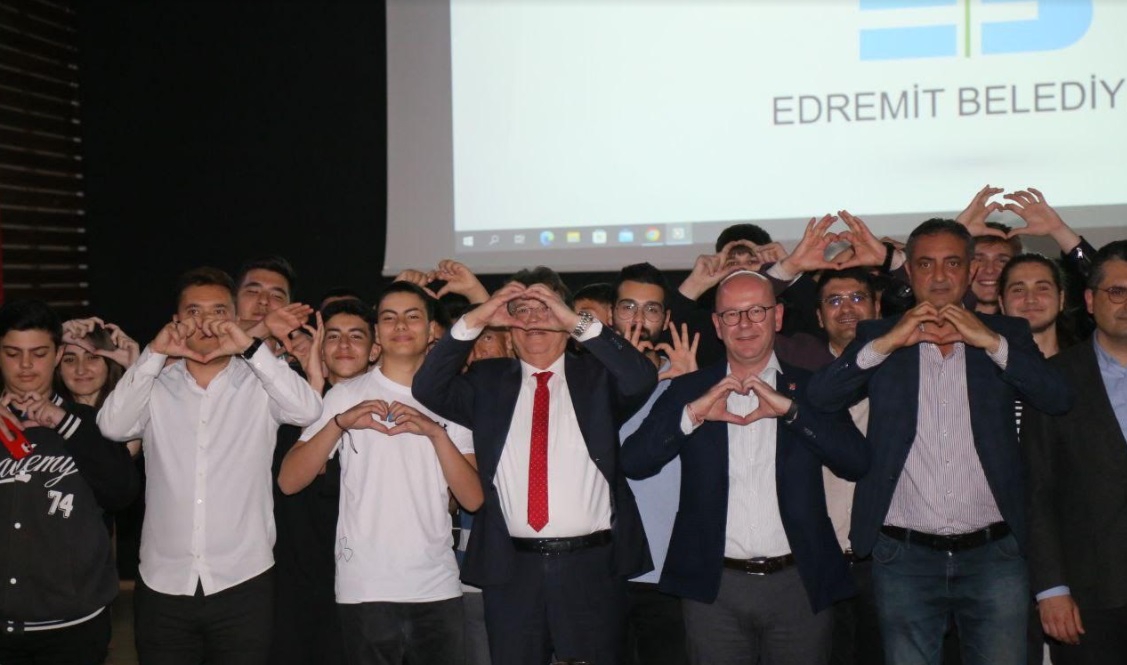 Başkan Arslan gençlerle buluştu