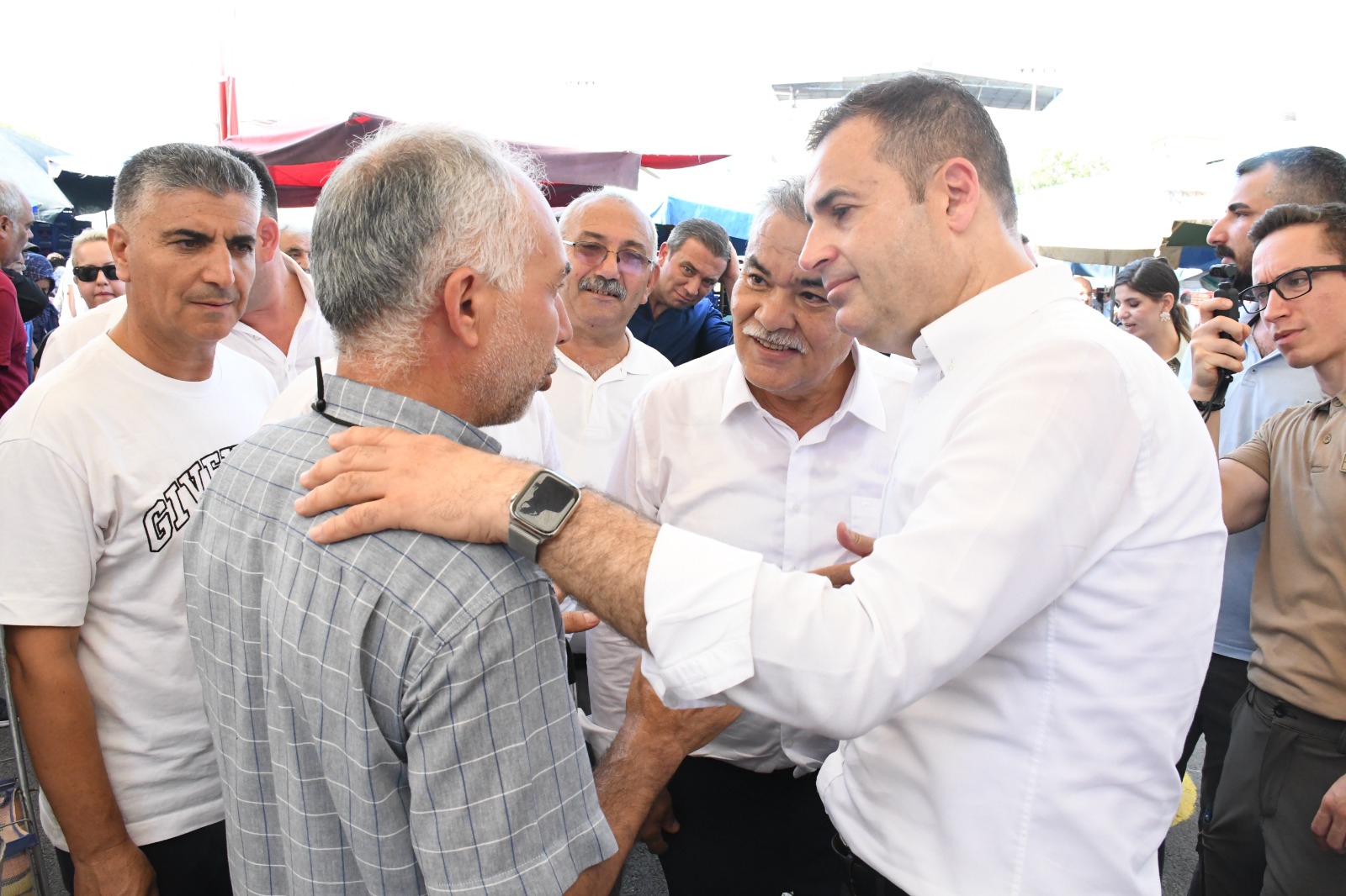 Ahmet Akın’dan Torbalı’ya çıkarma