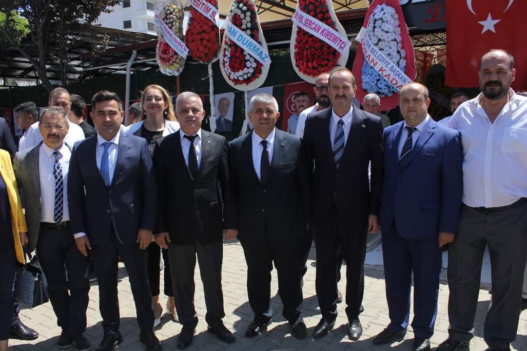 MHP İzmir’den 10 İlçe Kongresi