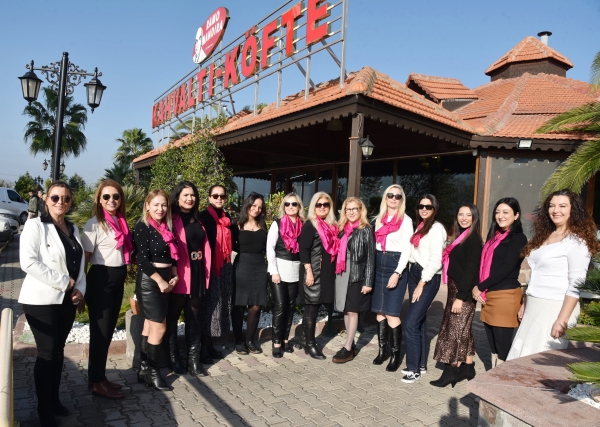 Karşıyakalı iş kadınları “5 Aralık kadınlar için önemli bir gün” dedi