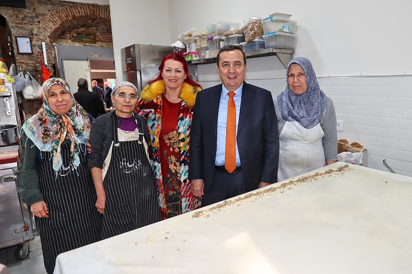 Michelin plaketini Başkan Batur astı
