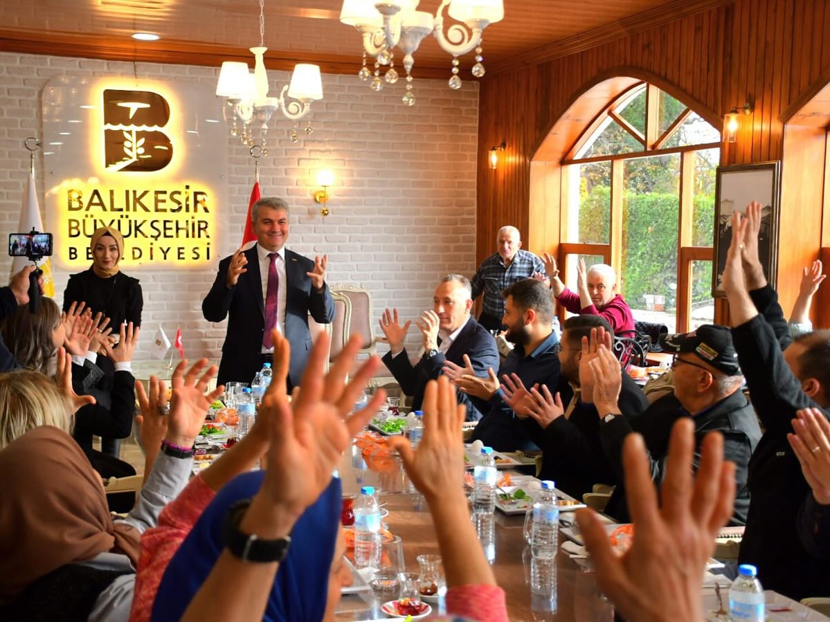 Mustafa Canbey Edremit’de Yatırımları Yerinde İnceledi