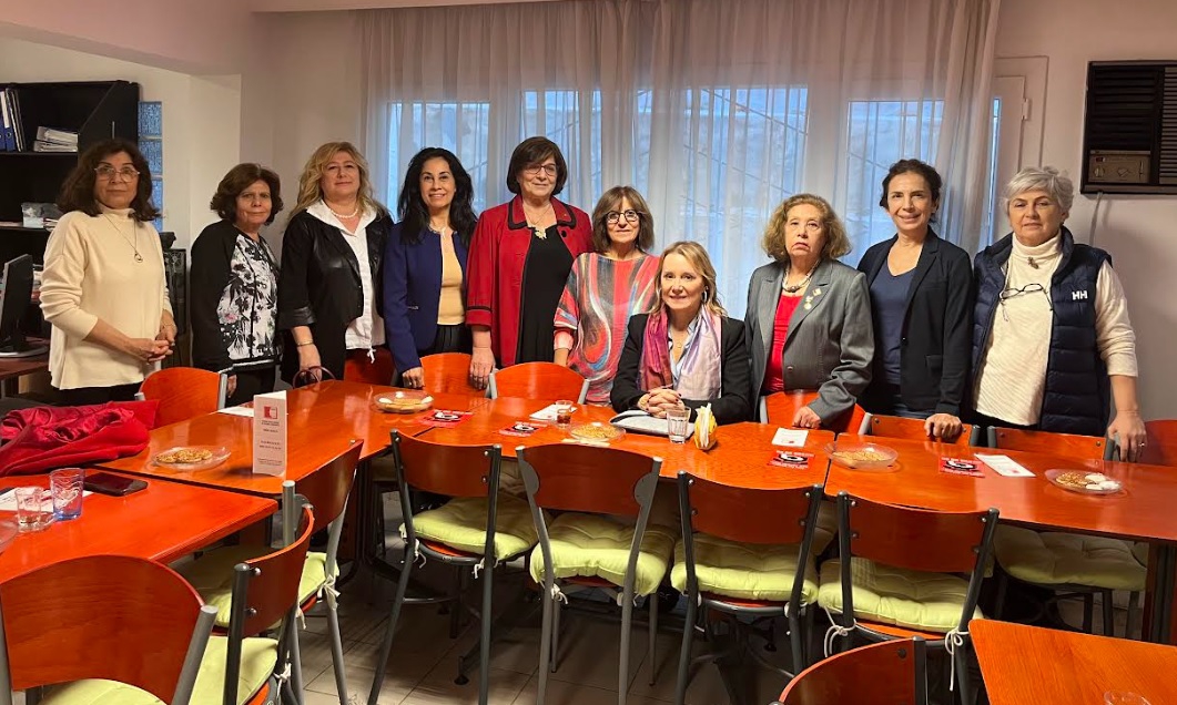 Mutlu’dan Kadın Meclisi Müjdesi: “Kadınlar, Konak’ı Birlikte Yönetelim”