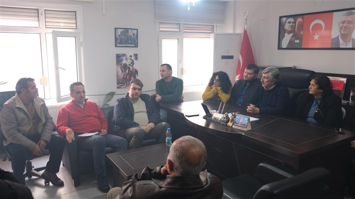 Olgun Atila, Seferihisar’da coşkuyla karşılandı