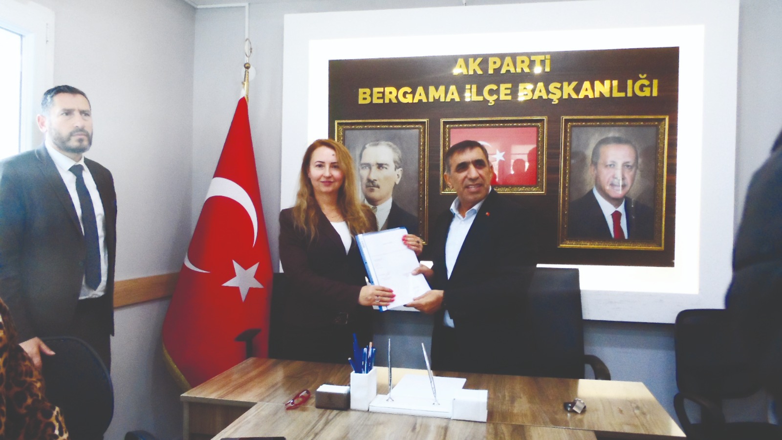 Kadınların Siyasetteki Gücü: Meltem Kılınç, Bergama Belediye Meclis Üyeliği’ne Aday Adayı
