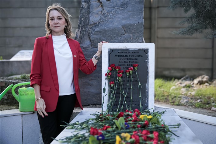 Mutlu, Konak’ta halkla buluştu: “Konak’ı birlikte yöneteceğiz