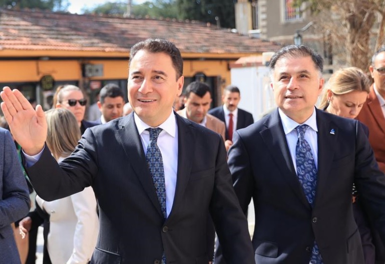 Aybar Uygur’dan Buca’ya Seçim Vaadi: ‘Tüm Dertlere Deva Olacağız’
