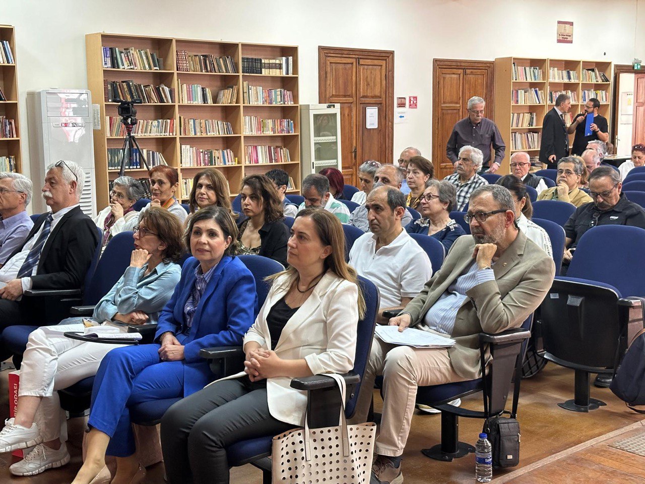 DKH İzmir Tabip Odası Seçimine Damga Vurdu: Emek ve Demokrasi Vaadi Ediyor