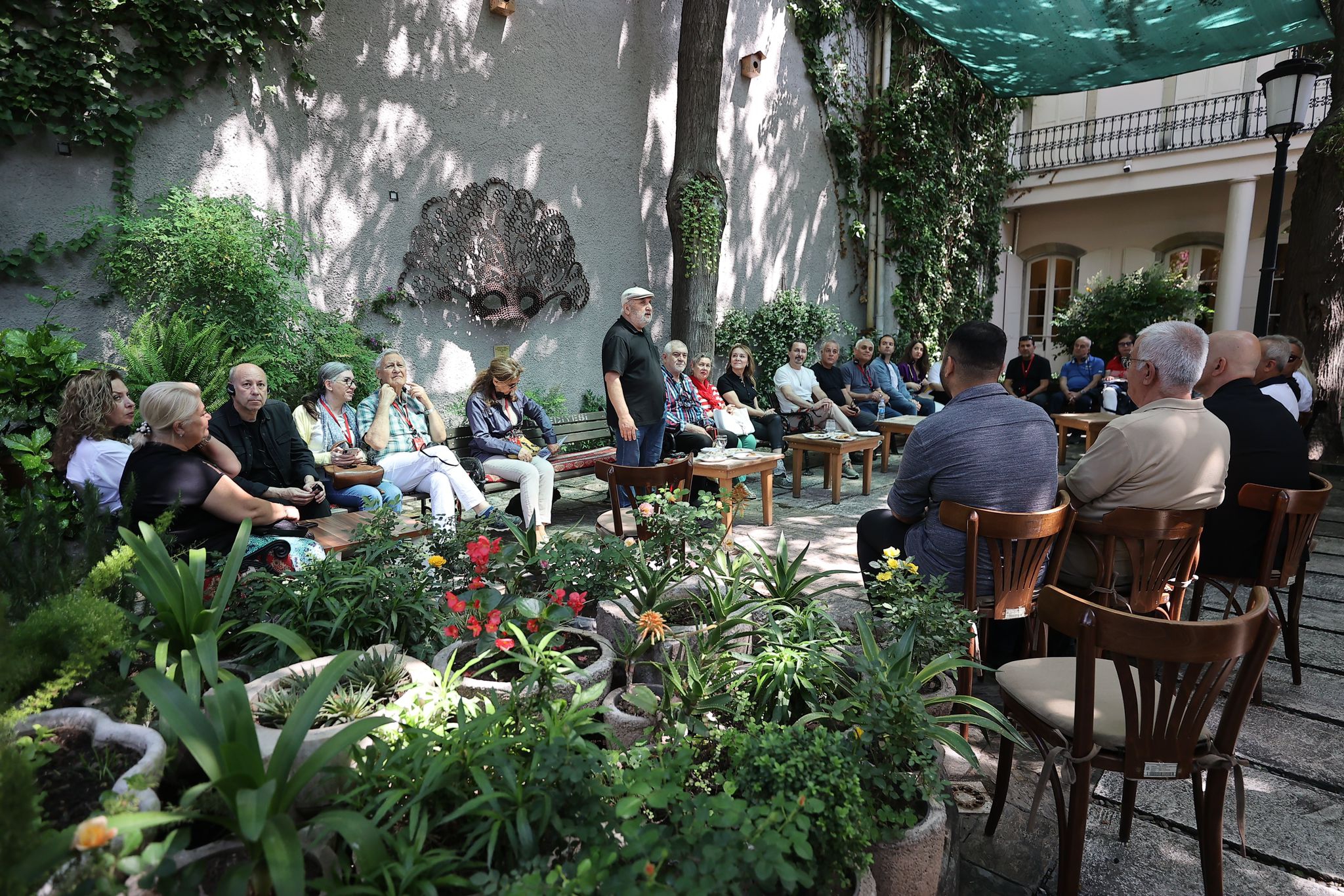 Konak Belediyesi ve İZSİAD İş Birliğiyle Basmane'nin Tarihi Uyanıyor