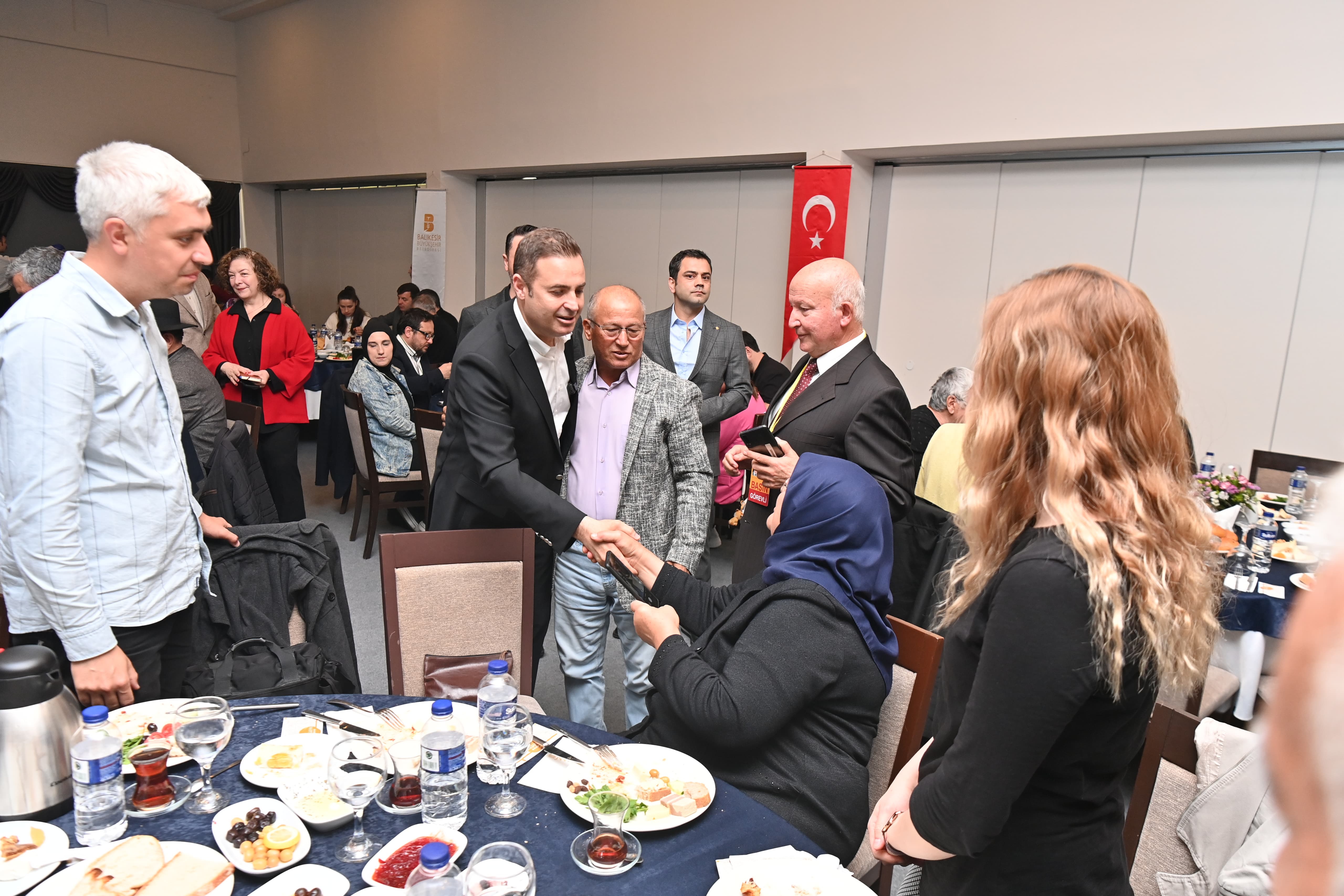 Başkan Akın, Cumhuriyet köyleri projesini hayata geçirmek istiyor