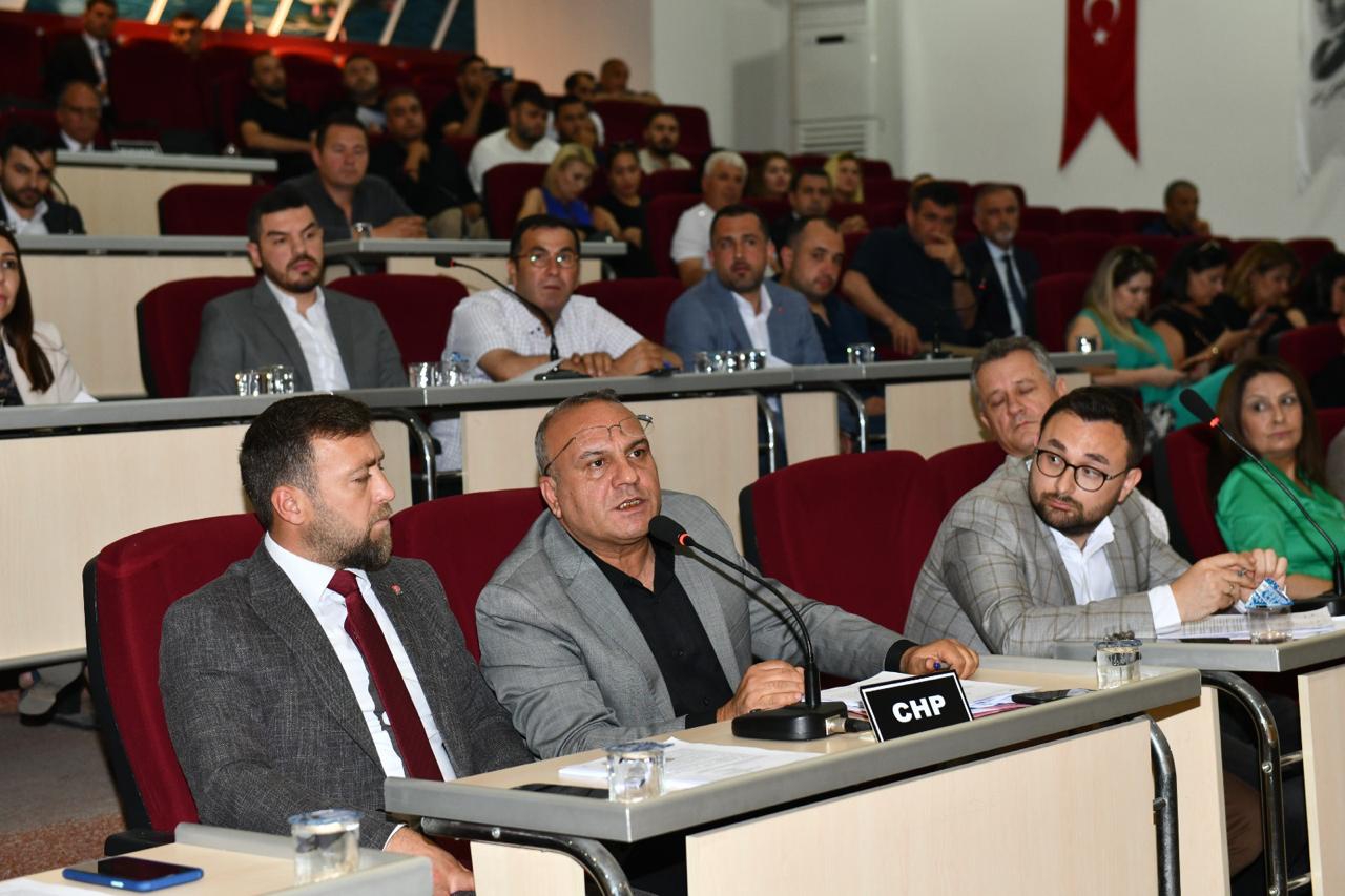 Kel Yaşar Ölümsüzleşti: Çiğli'de Adına Halı Sahasına Verildi