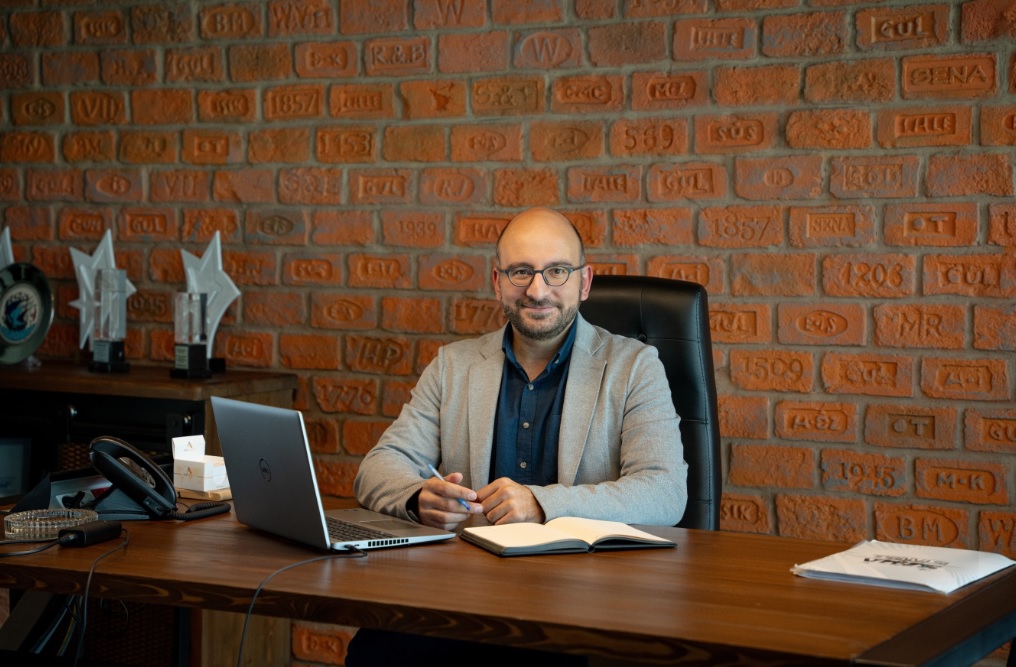 Web Summit Qatar 2025: Yapay Zeka ve SaaS Trendleri İş Dünyasını Şekillendiriyor