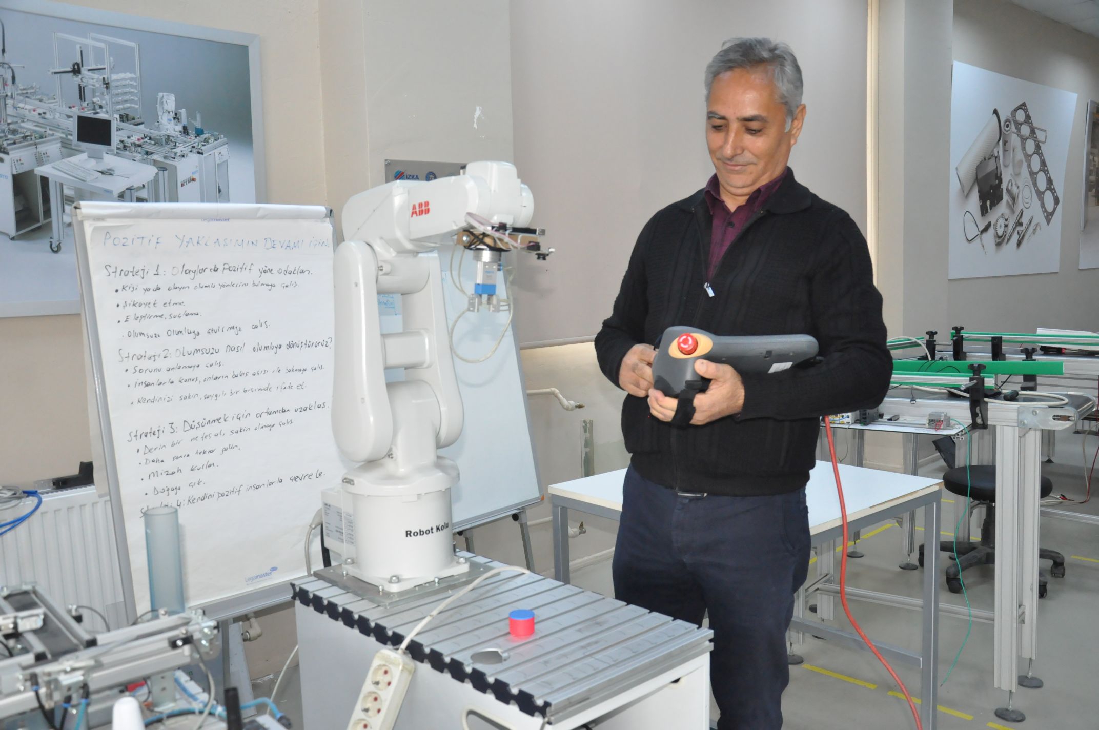 Robotik ve Yapay Zekanın Ustaları Ege Üniversitesi'nde Yetişiyor