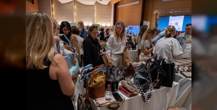 İzmir’de Alışveriş Alarmı: Winter Calling Shopping Fest 18 Kasım’da Başlıyor!
