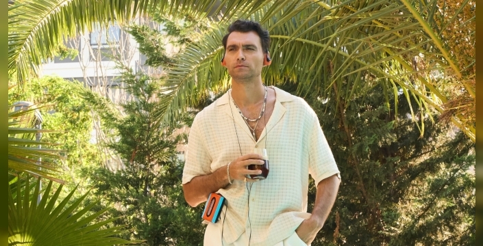 Hakan Kurtaş, Nespresso’nun Yeni Buzlu Kahve Koleksiyonu İçin Kamera Karşısında!