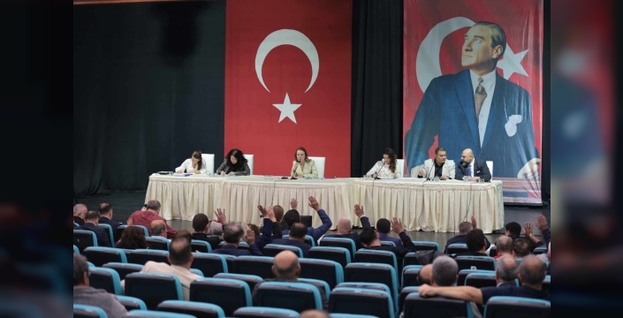 Konak'ta Tarihi Dönüşüm: Mahalle Sayısı 113'ten 57'ye Düşüyor