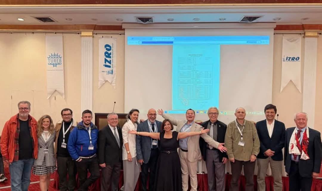 Ayça KESİCİ, İzmir Turist Rehberleri Odası Başkanlığına Seçildi