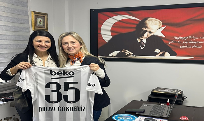 Beşiktaş Aşkını İzmir’de Yayacak: Özlem Tezişçi Çeviren Dernek Başkanlığına Aday