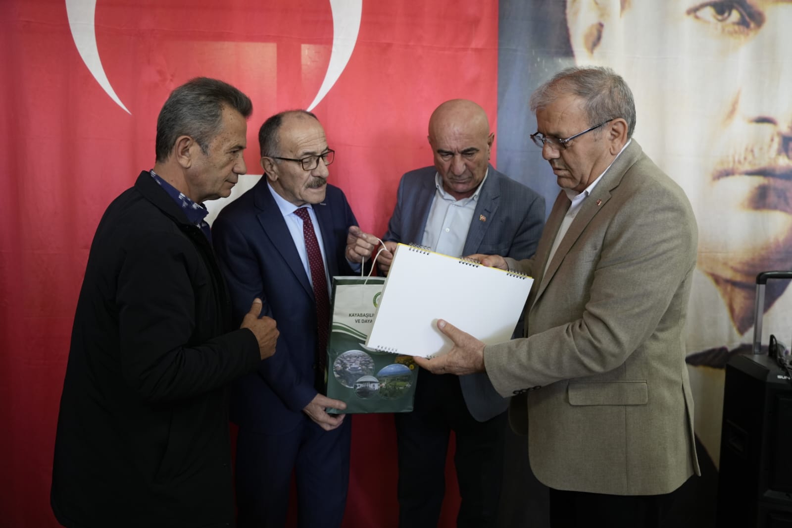 Beyşehir Belediye Başkan Adayı Adil Bayındır, İzmir’deki Konyalılarla Bir Araya Geldi