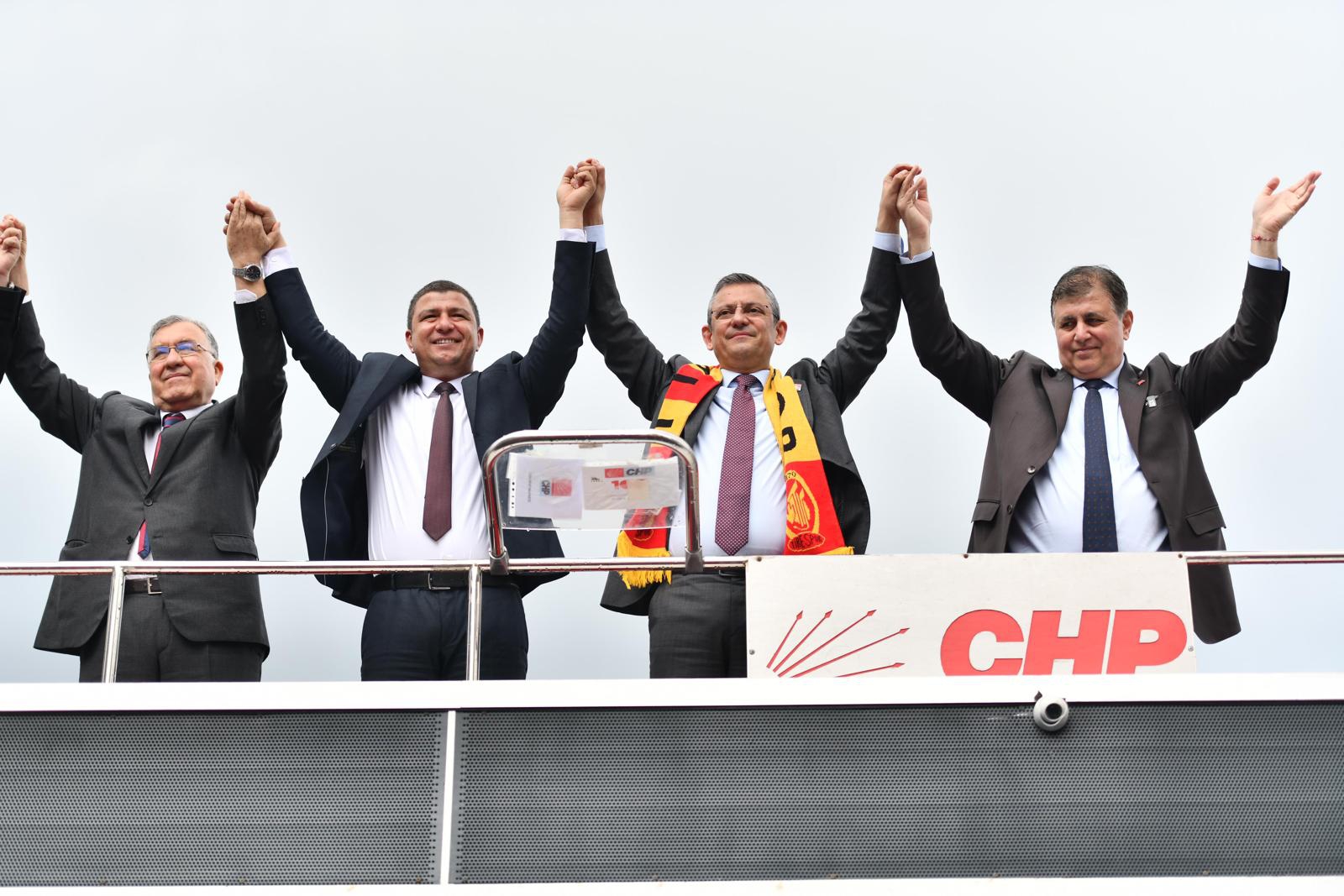 CHP’nin Tire Buluşması: Yerel Seçimlerde İttifak ve Hizmet Vurgusu