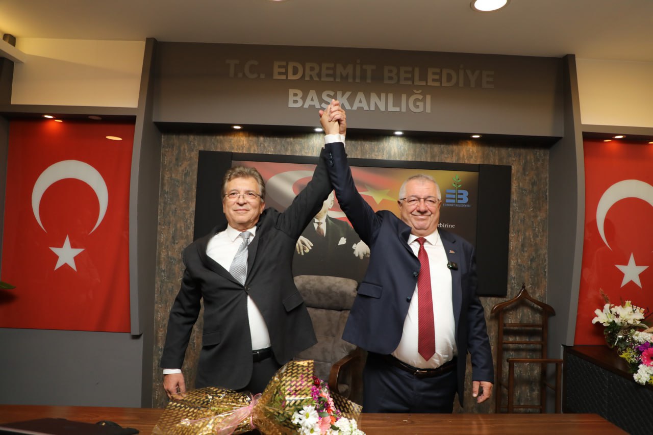 Edremit’te Yeni Dönem: Başkan Mehmet Ertaş Göreve Başladı