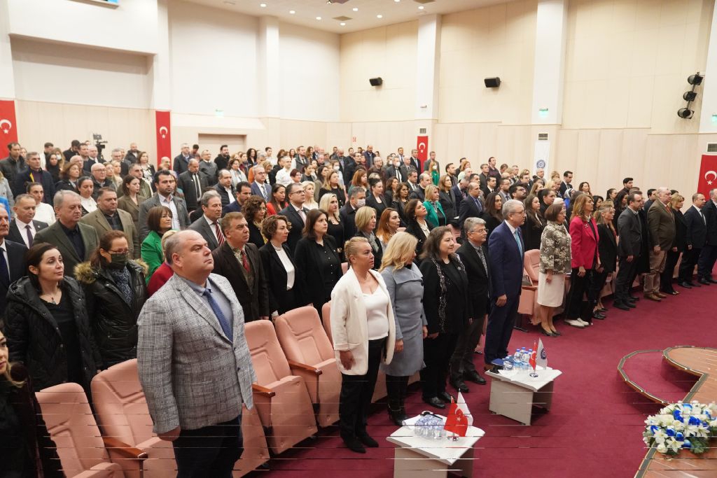 EÜ, uluslararası standartlarda bir dünya üniversitesi olduğunu kanıtladı