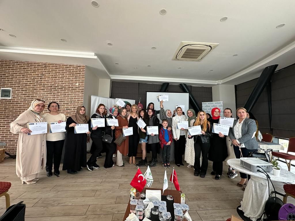 GİFED güçlü kadınlar yetiştiriyor