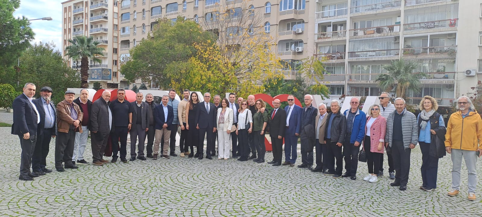 Hüseyin Ünal, Bornova Belediye Başkan Aday Adayı oldu