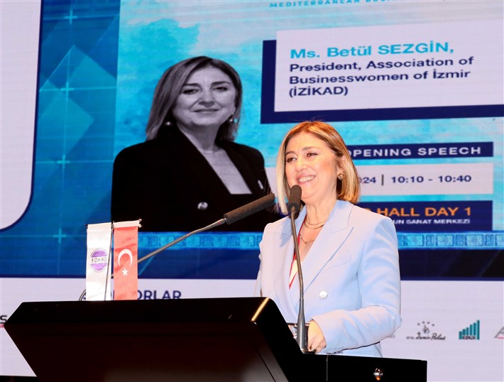 İZİKAD, Akdeniz Ülkeleri Arasında Ticaret ve Barış İçin Zirve Düzenledi