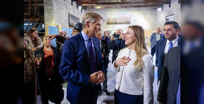 İzmir Bıçakçı Han’da Tarihi Buluşma: Türkiye ve Hollanda ‘Ortak Miras’ Sergisi Açıldı