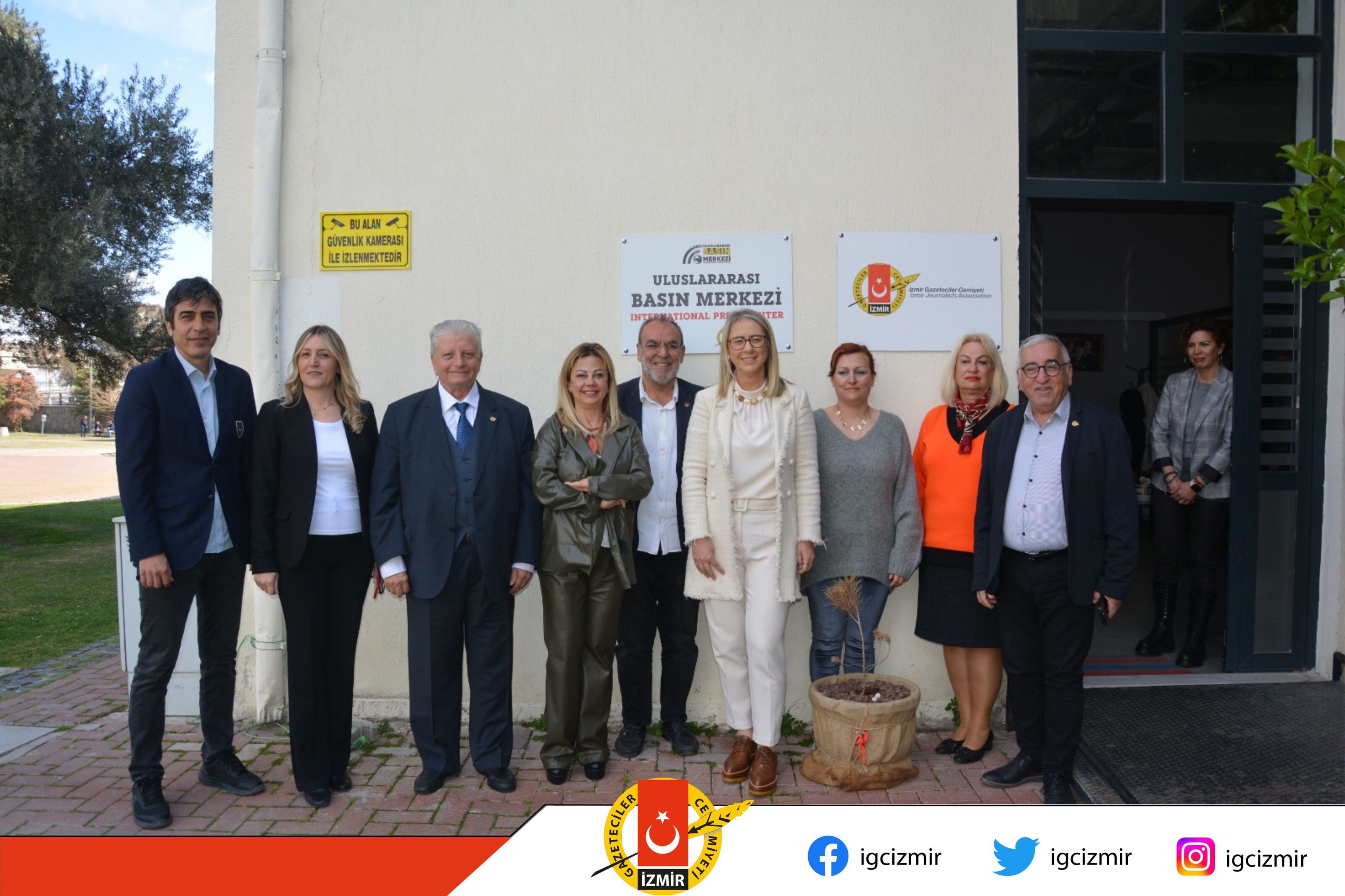 İzmir’in Kalbinde Seçim Heyecanı: Kadın Aday Ceyda Bölünmez Çankırı’dan Güçlü Mesajlar