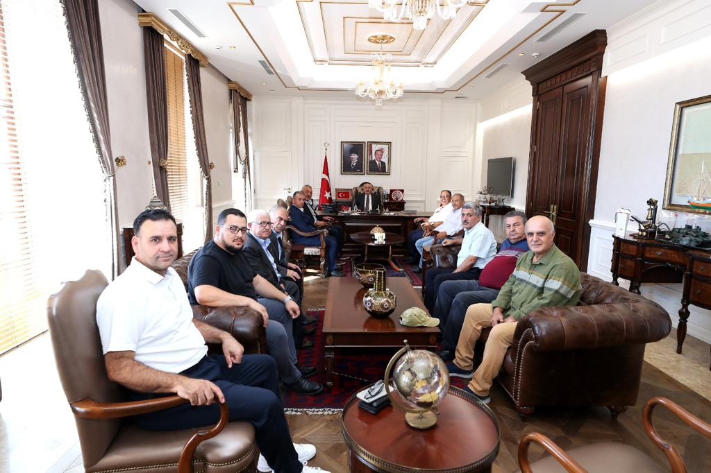KONYALILAR FEDERASYONUNDAN İZMİR VALİSİNE TAZİYE ZİYARETİ