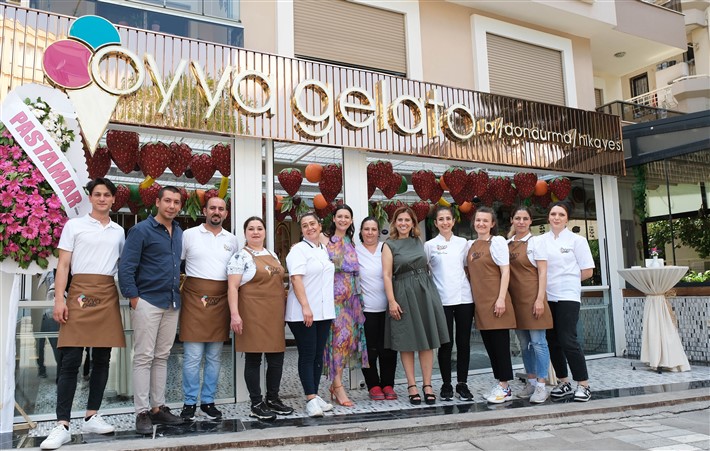 Oyya Gelato 5 Yaşında: Karşıyaka’da Lezzet ve Ustalığın Kutlaması