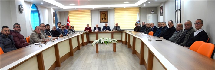 Salihlili kurumlar, deprem bölgesine yardım için tek yürek oldu