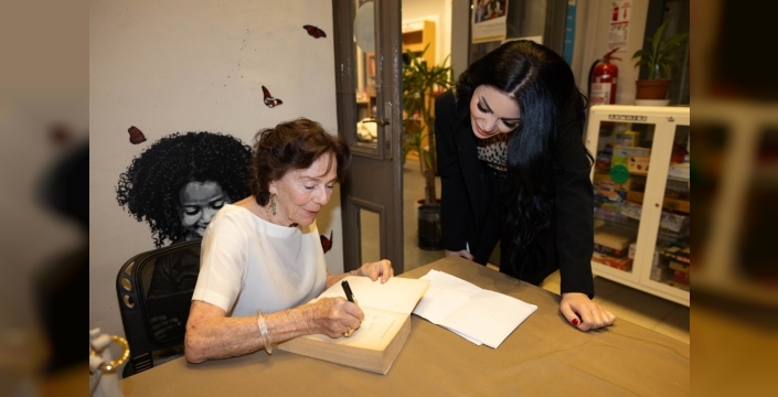 Tarihin Canlı Hafızası ve Sarayın Sürgün Prensesi Kenizé Mourad, İzmir'i Büyüledi