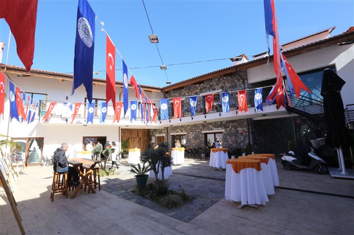 Yağ Hali Tarihi Dokuya Yeniden Hayat Veriyor